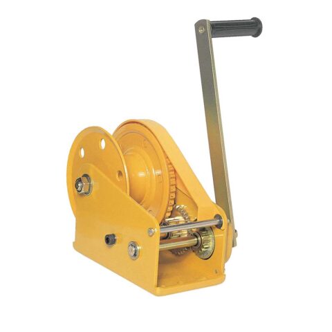 BHW 2600 Winch with Cover